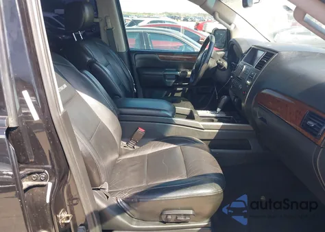 2014 Nissan Armada Platinum z USA, uszkodzony, nr VIN 5N1BA0NF1EN601619